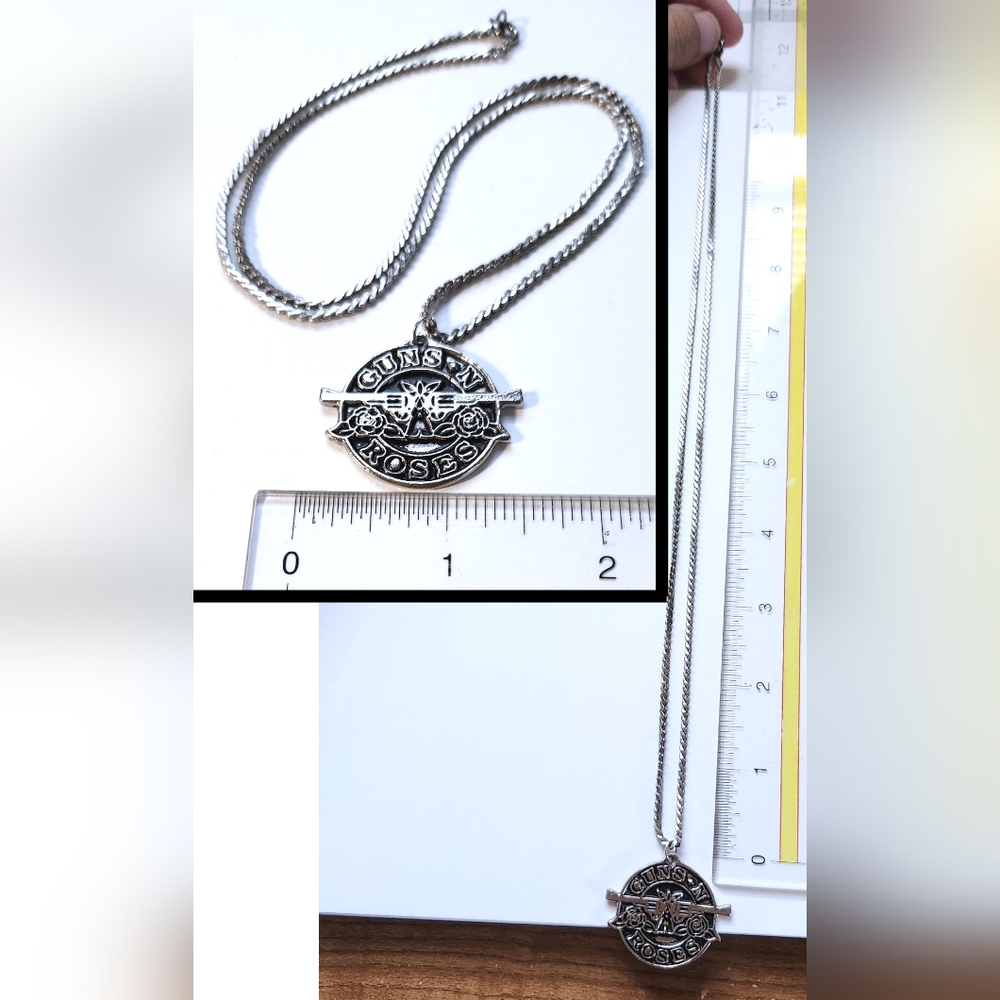 VTG Guns N Roses Pendant Necklace - Picture 6 of 6